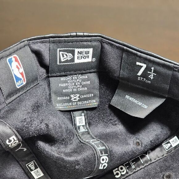 New Era NBA Cleveland Cavaliers Leather Fitted Cap Hat Black Red Gold 7 1/4 New - Picture 12 of 12